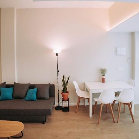Estelles Apartment Close To Beach Валенсия Екстериор снимка