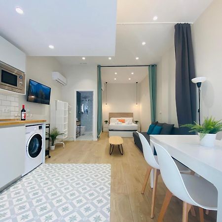 Estelles Apartment Close To Beach Валенсия Екстериор снимка