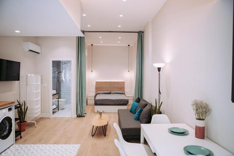 Estelles Apartment Close To Beach Валенсия Екстериор снимка